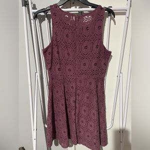 Mauve Altar’d state perfect spring dress!